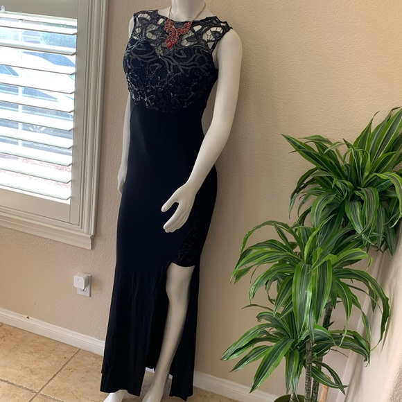 Sale ‼️EVE - Black Sequined Evening Gown w/ Slit - Picture 6 of 8